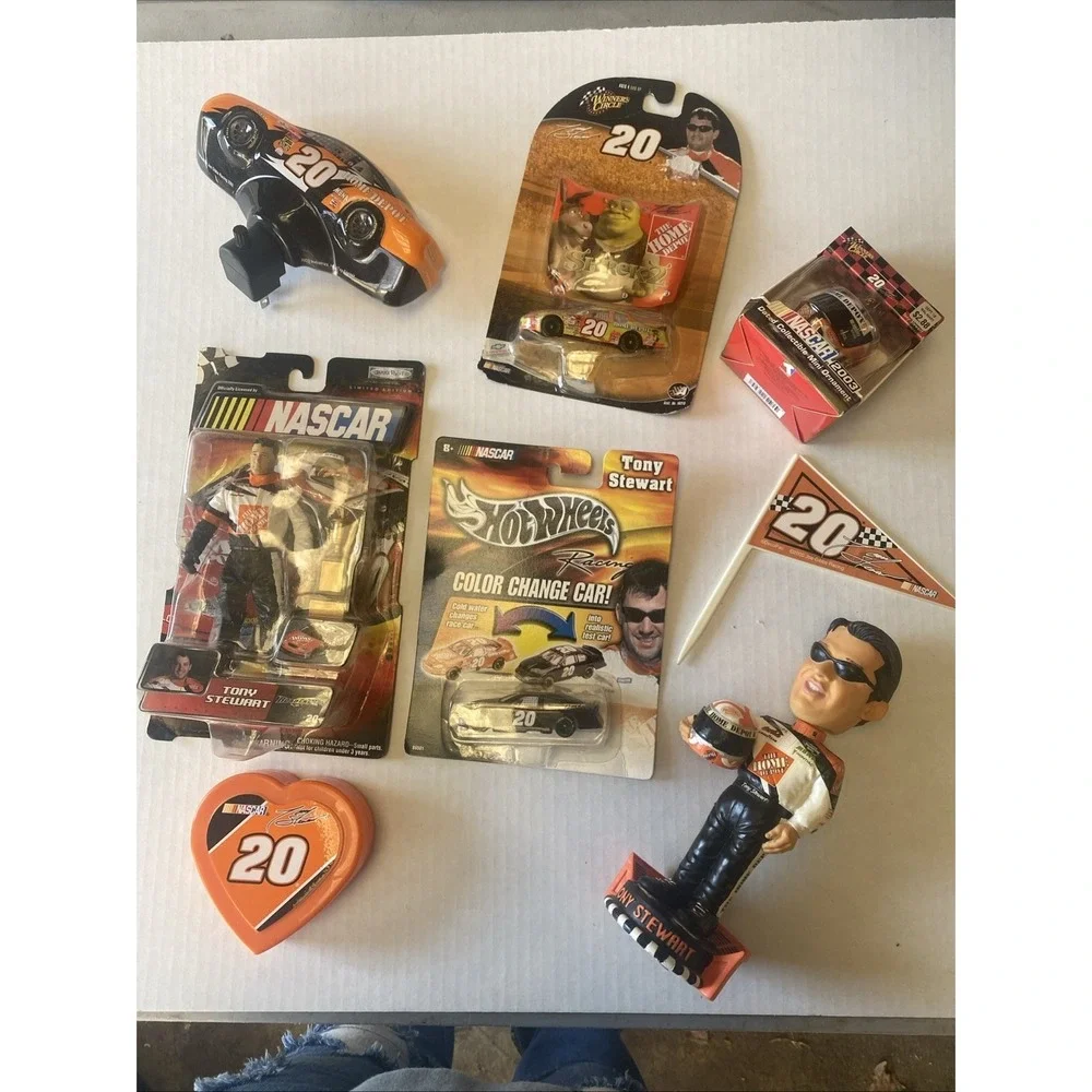Tony Stewart memorabilia nascar Bundle, Home Depot #20 Hot wheels, Night Light